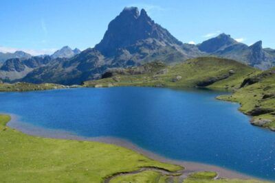 Lo verde empieza en los Pirineos (1973) - Descubre la trama