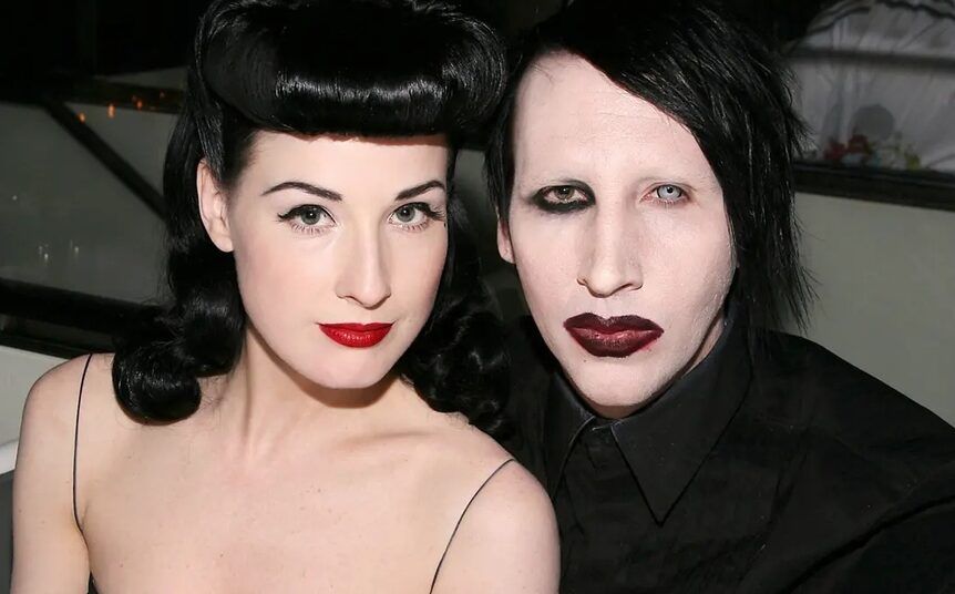 relacion entre dita y manson